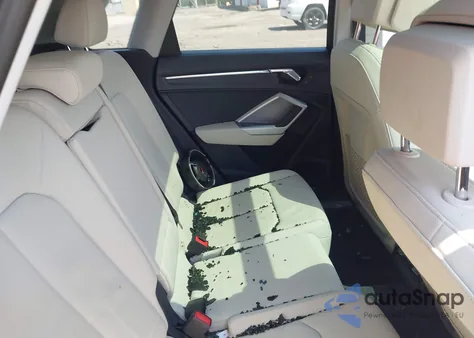 2023 Audi Q3 Premium 45 Tfsi S Line Quattro Tiptronic z USA, uszkodzony, nr VIN WA1DECF37P1087433